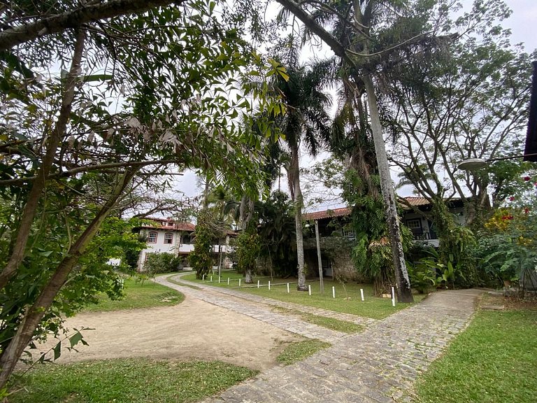 Loft Condominio Piccola Paraty by Staya